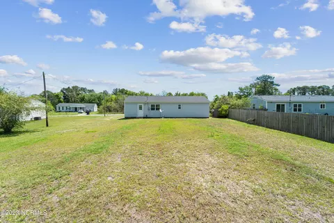 77 Crown Point Rd, Hubert, NC 28539 photo 27