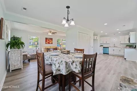 77 Crown Point Rd, Hubert, NC 28539 photo 4