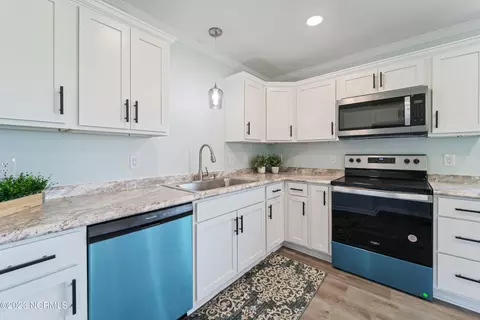 77 Crown Point Rd, Hubert, NC 28539 photo 12