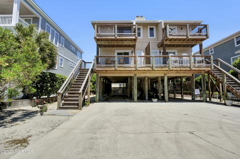 11 Shearwater St #1, Wrightsville Beach, NC 28480