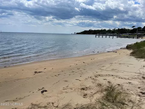 892 Seashore Dr, Atlantic, NC 28511 photo 6