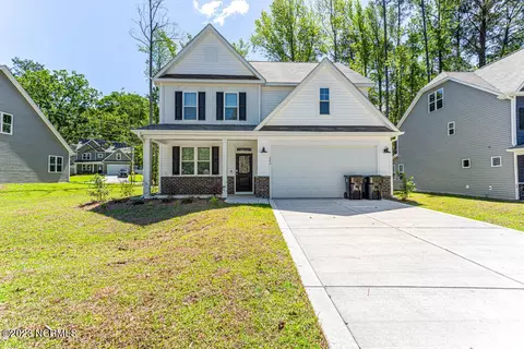 203 Glasgow St, Aberdeen, NC 28315