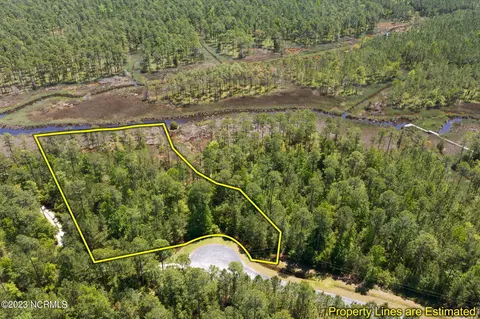 33 Carrie Creek Dr, Aurora, NC 27806