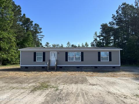 287 Wilton Dr, Lumberton, NC 28358
