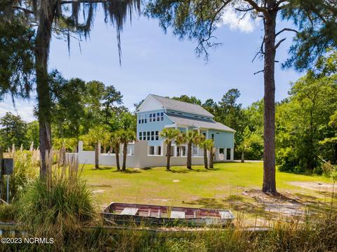 449 Tarpon Pointe Rd, Bath, NC 27808 photo 11