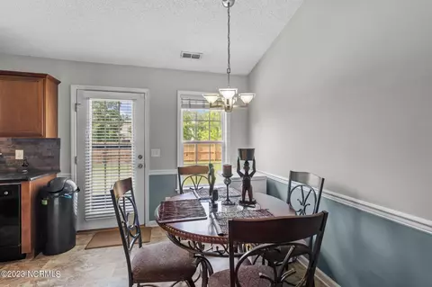 307 Fairmount Way, New Bern, NC 28562 photo 11