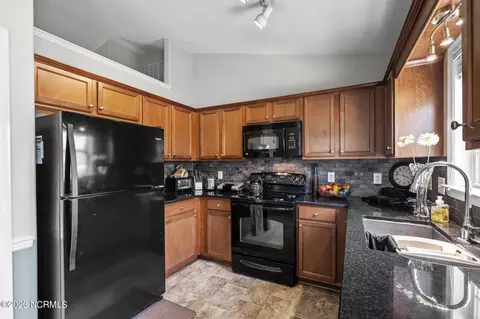 307 Fairmount Way, New Bern, NC 28562 photo 10