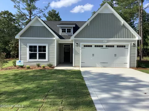 421 Piney Oak Dr, Carthage, NC 28327