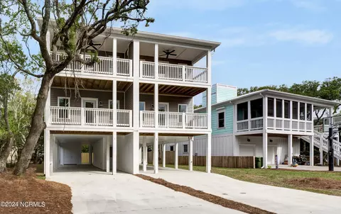 709 Fourth Avenue Ext Ext #B, Kure Beach, NC 28449