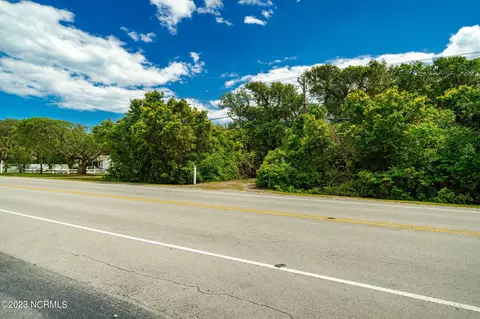 925 Salter Path Rd, Salter Path, NC 28512 photo 9