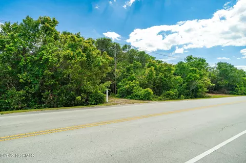 925 Salter Path Rd, Salter Path, NC 28512 photo 10
