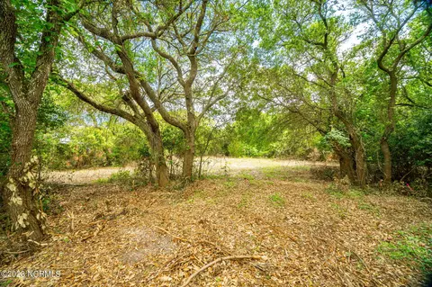 925 Salter Path Rd, Salter Path, NC 28512 photo 3