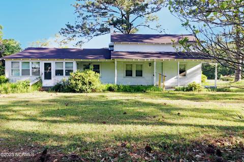 167 Morris Dr, Atlantic, NC 28511