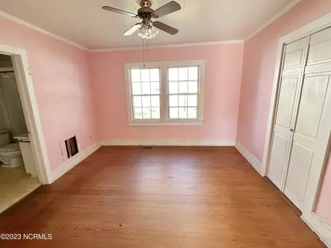 305 Main St, Winfall, NC 27985 photo 11