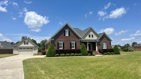 1402 Archers Way, Greenville, NC 27858