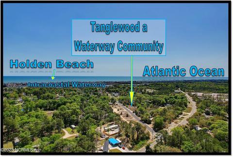 2193 W Tanglewood Dr SW, Supply, NC 28462