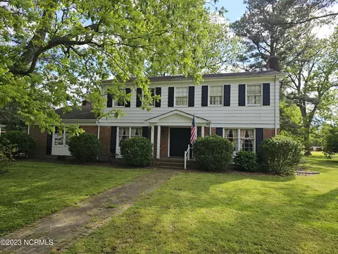 407 N Church St, Jackson, NC 27845