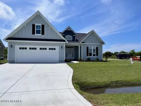 413 Taylorwood Dr, Beaufort, NC 28516