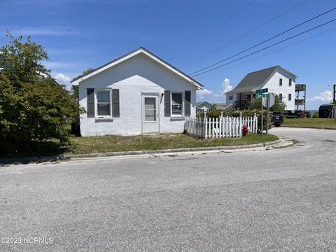 501 N 11th St, Morehead City, NC 28557