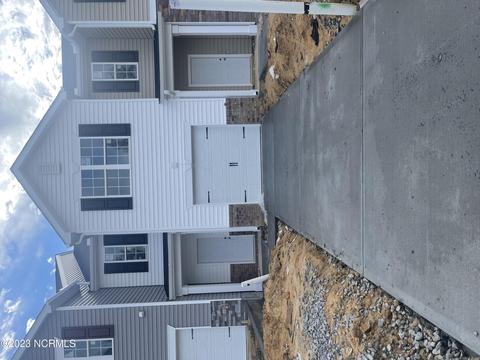 1802 Gracie Ln, Carthage, NC 28327