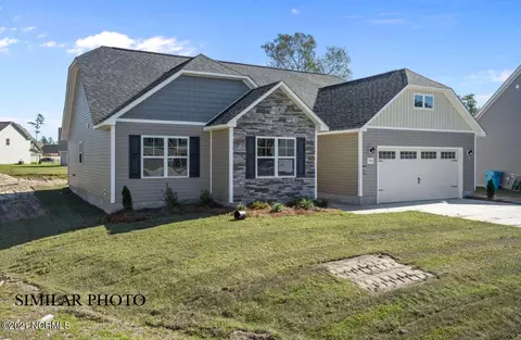 610 Riggs Rd, Hubert, NC 28539 photo 4
