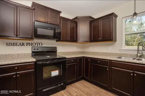 610 Riggs Rd, Hubert, NC 28539 photo 10