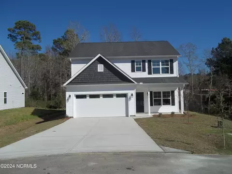 924 W Arboria Dr, Hampstead, NC 28443
