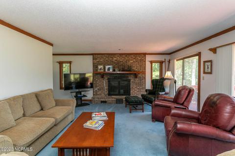 209 Devonshire Ave W, West End, NC 27376 photo 15