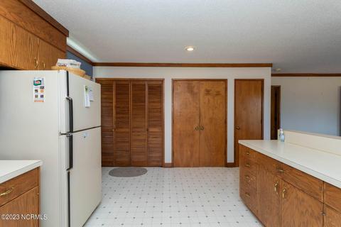 209 Devonshire Ave W, West End, NC 27376 photo 20