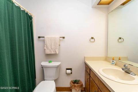 209 Devonshire Ave W, West End, NC 27376 photo 9