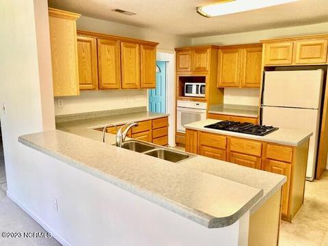 305 Shearwater Dr, Hampstead, NC 28443 photo 18