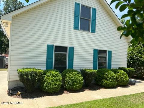 305 Shearwater Dr, Hampstead, NC 28443 photo 5