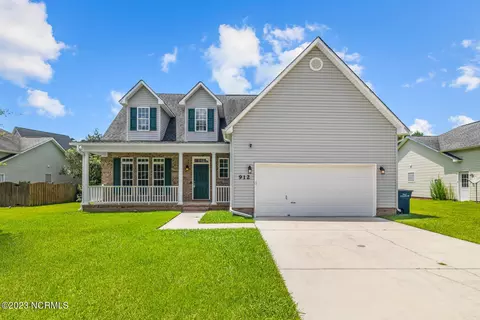 912 Savannah Dr, Jacksonville, NC 28546