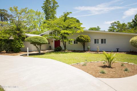 1119 Forest Hills Dr, Wilmington, NC 28403