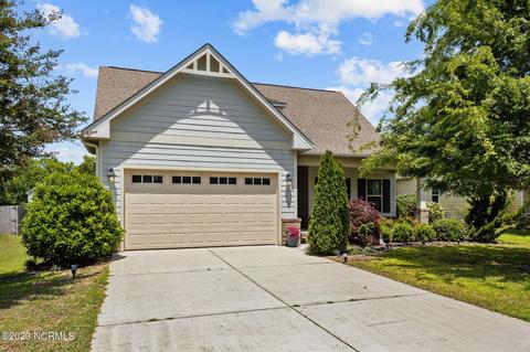 206 Marsh Island Dr, Cedar Point, NC 28584