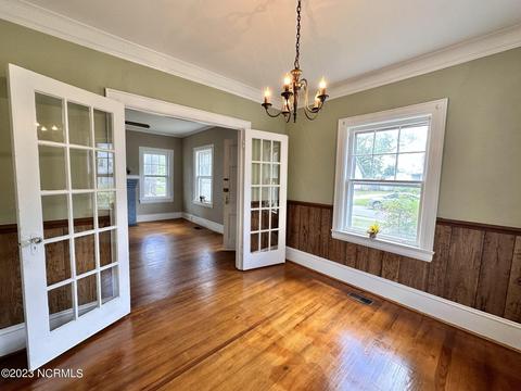 110 Williams St, Williamston, NC 27892 photo 9