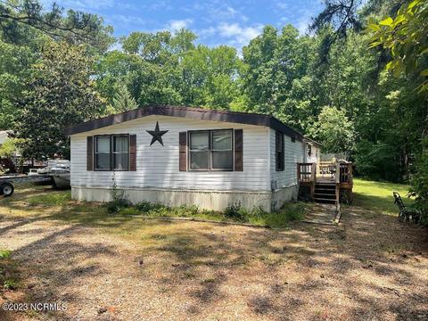 142 Pinewood Trl, Hertford, NC 27944