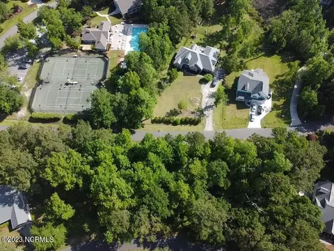 106 E High Bluff Dr, Hampstead, NC 28443 photo 6