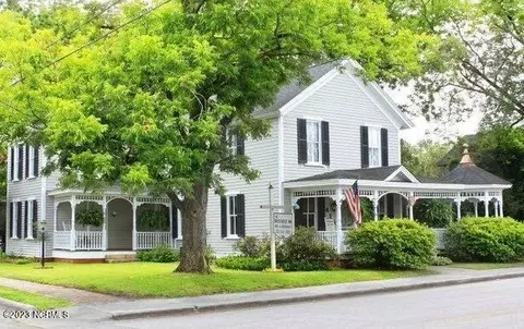 415 Main St, Columbia, NC 27925