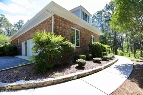 100 Stoneykirk Dr, Pinehurst, NC 28374 photo 13