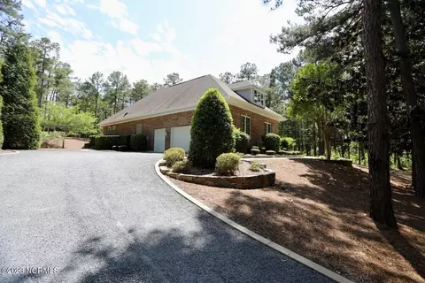 100 Stoneykirk Dr, Pinehurst, NC 28374 photo 6