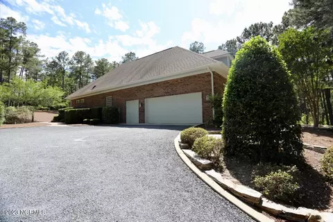 100 Stoneykirk Dr, Pinehurst, NC 28374 photo 15