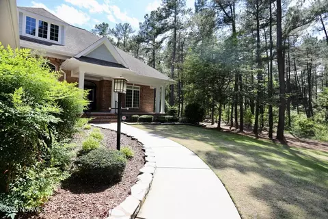 100 Stoneykirk Dr, Pinehurst, NC 28374 photo 12