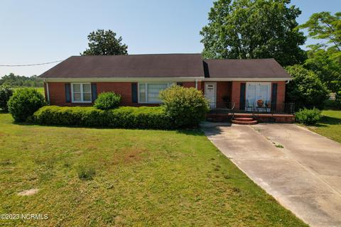 382 Bailey Rd, Fairmont, NC 28340