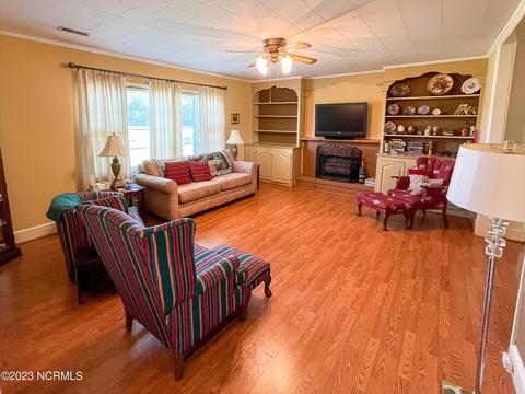 382 Bailey Rd, Fairmont, NC 28340 photo 4