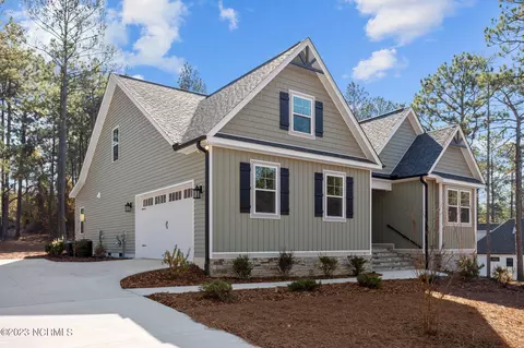 4 Buckhorn Rd, Jackson Springs, NC 27281