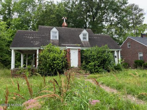 1308 Howard St, Kinston, NC 28501
