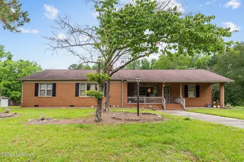 1794 Price Rd, Williamston, NC 27892