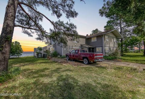 522 Driftwood Dr, Elizabeth City, NC 27909