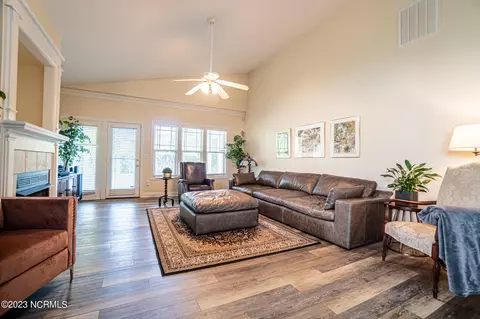 513 Azalea Dr, Hampstead, NC 28443 photo 13